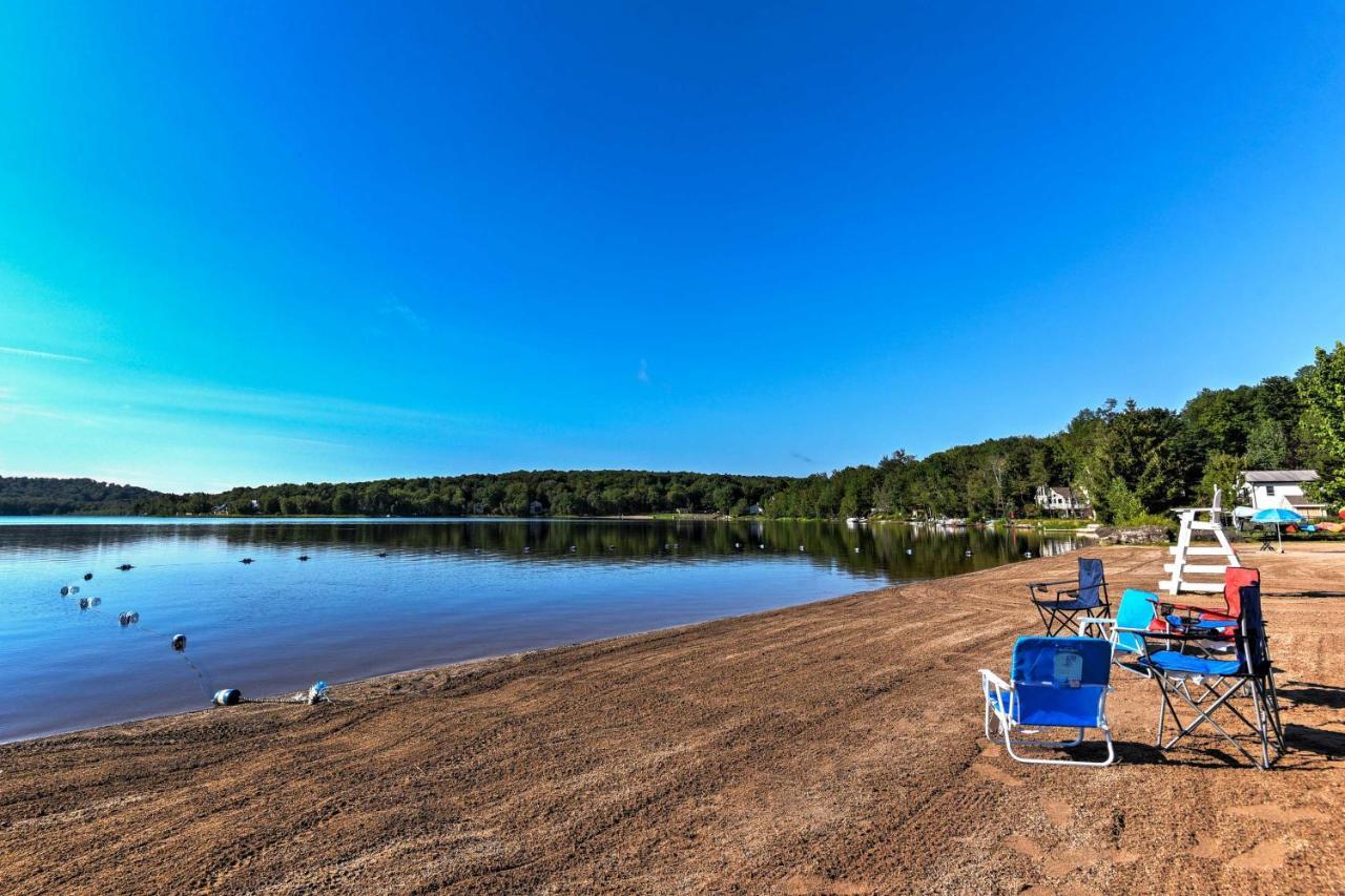 Cozy Arrowhead Lake Home With Sunroom And Pool Access! Pocono Lake Exterior photo